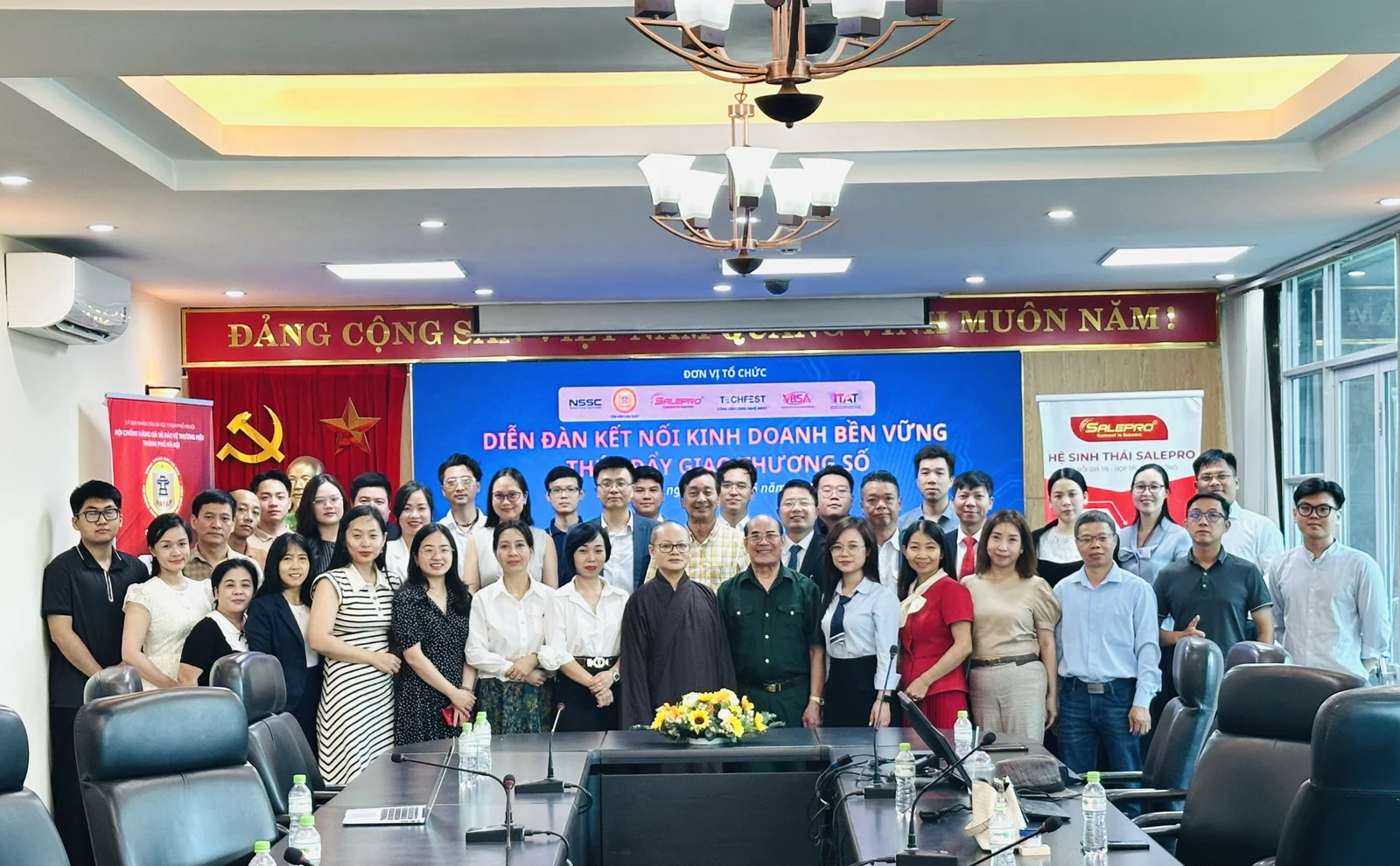 Cộng đồng doanh nghiệp tại diễn đàn kết nối kinh doanh Salepro